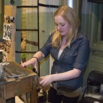 Etterhvert fikk vi uventa hjelp i baren og kunne gå rundt og smake litt på andres brygg vi og