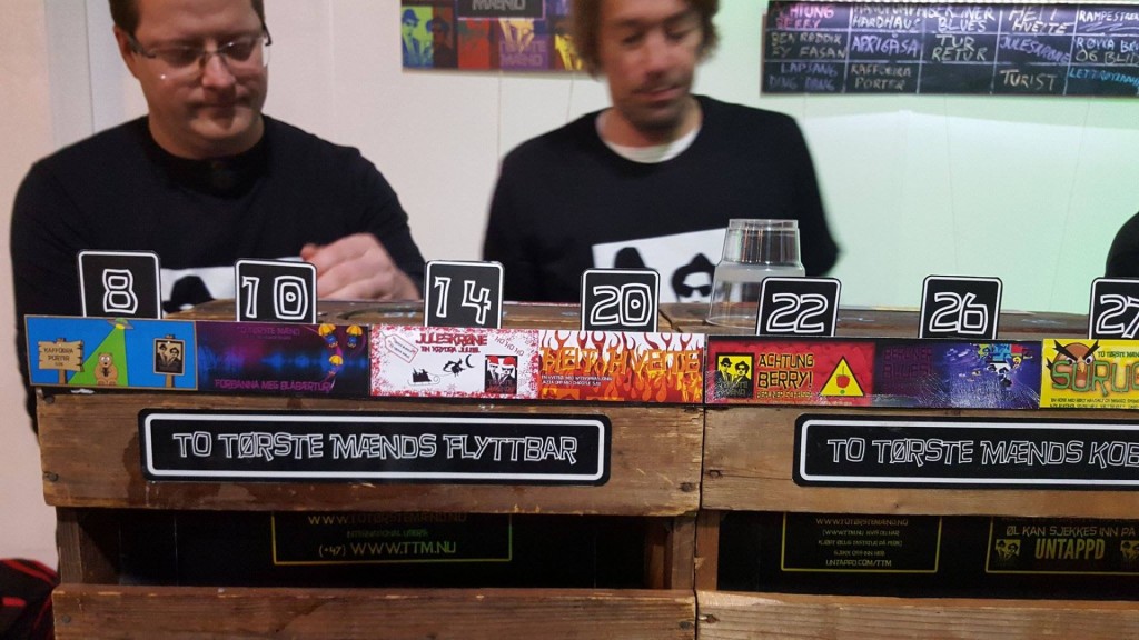 Edvard og Per i baren